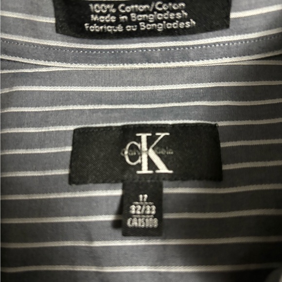 Men’s CK Long Sleeved Dress Shirt size 32/33(17 neck) - Picture 2 of 3